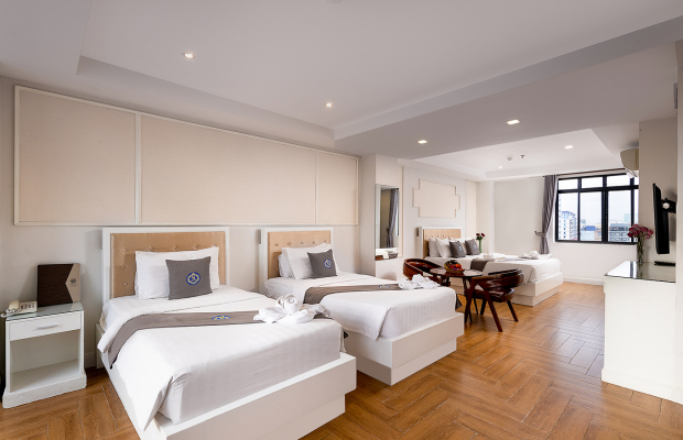 Deluxe Family Room