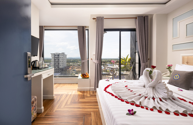 Superior Double Room with Balcony