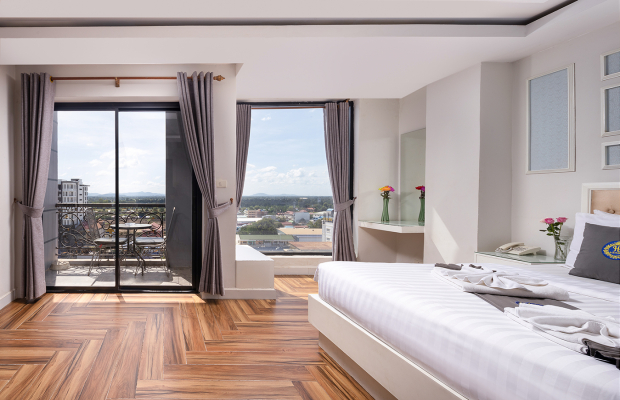 Superior Double Room with Balcony