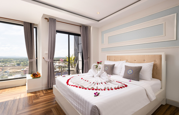 Superior Double Room with Balcony